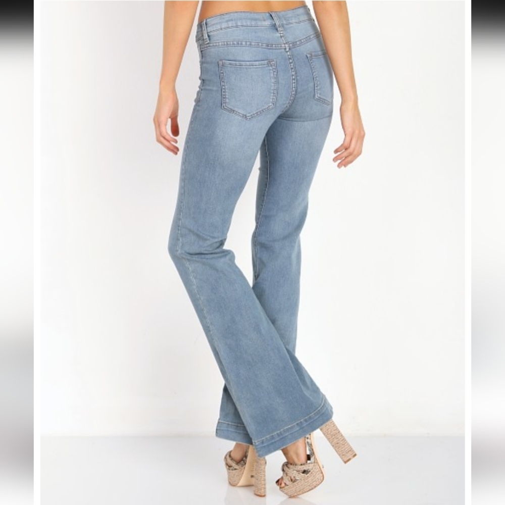Free People Clean Mid Rise Flare Denim Stevie Wash Size 30